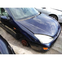 ford focus berlina (cak) del año 2001