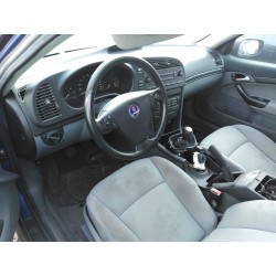 saab 9-3 berlina del año 2002