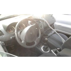 renault megane ii berlina 3p del año 2003