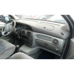 renault scenic (ja..) del año 2002