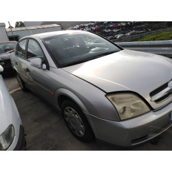 opel vectra c berlina del año 2003