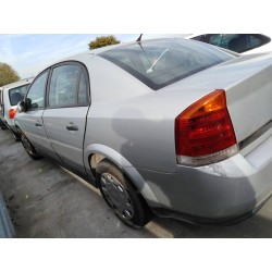 opel vectra c berlina del año 2003