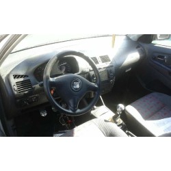 seat cordoba berlina (6k2) del año 2001
