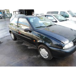 ford fiesta berlina del año 1997