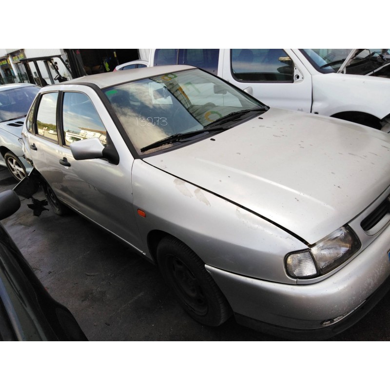 seat cordoba berlina (6k2) del año 1999