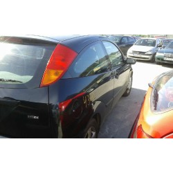 ford focus berlina (cak) del año 2003