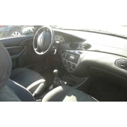 ford focus berlina (cak) del año 2003