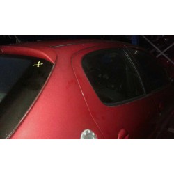 peugeot 206 berlina del año 2006