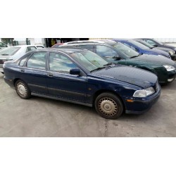 volvo s40 berlina del año 1997