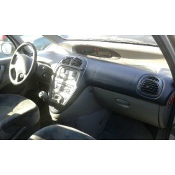 citroen xsara picasso del año 2000