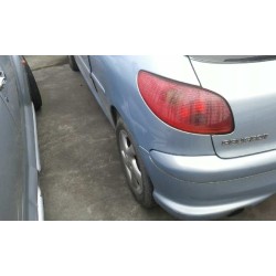 peugeot 206 berlina del año 2004