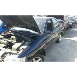 ford escort berlina del año 1999