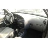 ford fiesta berlina (dx) del año 2000