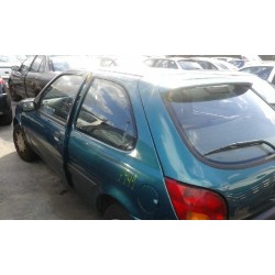 ford fiesta berlina (dx) del año 2000