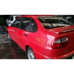 seat cordoba berlina (6k2) del año 1999