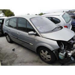 renault scenic ii del año 2006