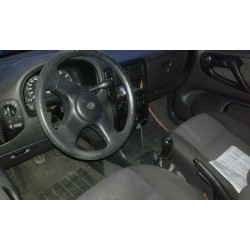 volkswagen polo berlina (6n1) del año 1997