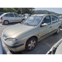 renault megane i fase 2 classic (la..) del año 2000