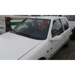 peugeot 106 (s2) del año 2000