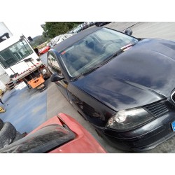 seat ibiza (6l1) del año 2003