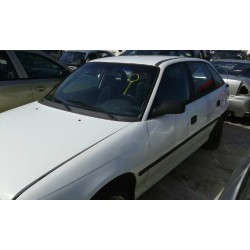opel astra f berlina del año 1995