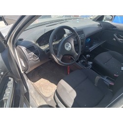 volkswagen bora berlina (1j2) del año 2005