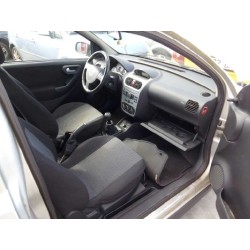 opel corsa c del año 2005