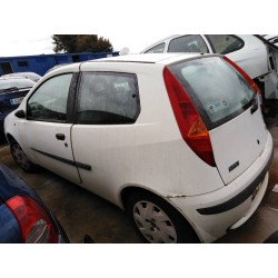 fiat punto berlina (188) del año 2001