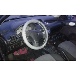 peugeot 206 berlina del año 2003