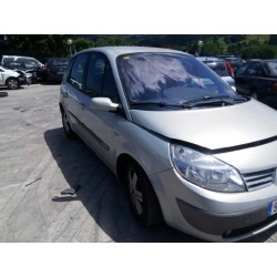 renault scenic ii del año 2004