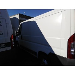peugeot boxer caja cerrada, acrist. (bat. 3000) (330/333) del año 2011