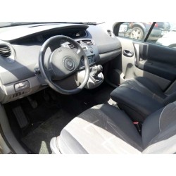 renault scenic ii del año 2004