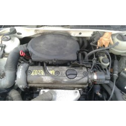 volkswagen polo berlina (6n1) del año 1950
