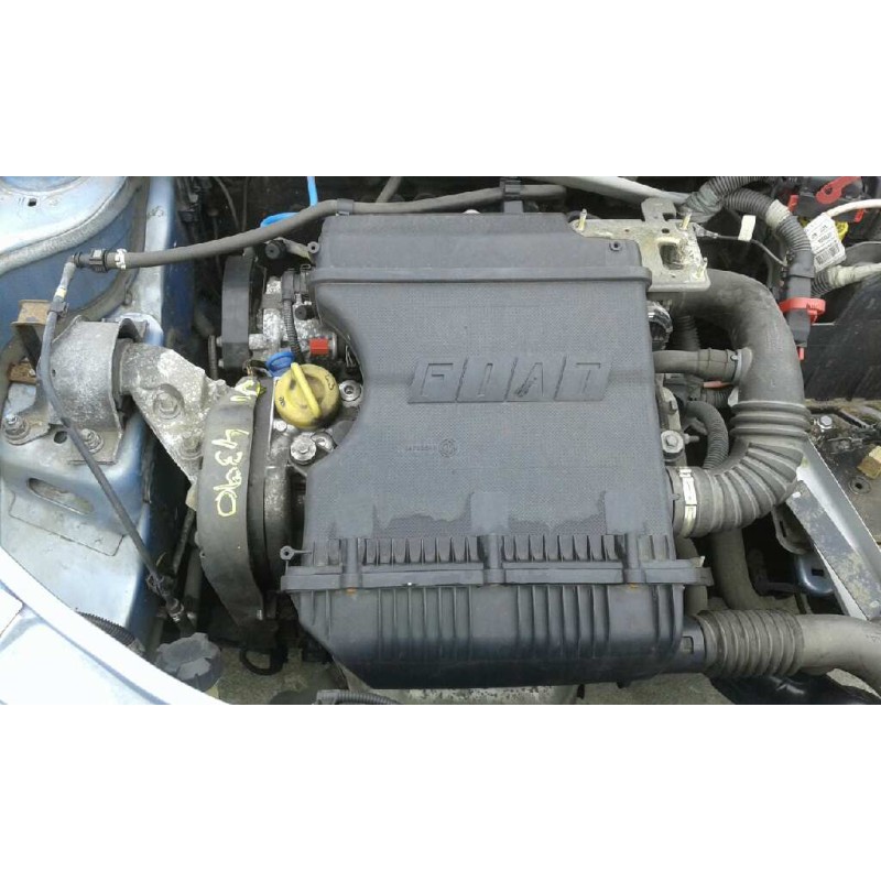 fiat punto berlina (188) del año 2004