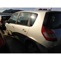 renault scenic ii del año 2004
