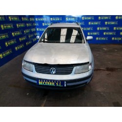 volkswagen passat variant (3b5) del año 2004