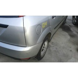 ford focus berlina (cak) del año 2000