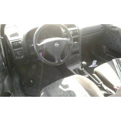 opel astra g berlina del año 1998