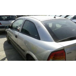 opel astra g berlina del año 1998