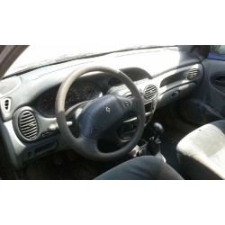 renault megane i berlina hatchback (ba0) del año 1997