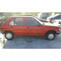 peugeot 205 berlina del año 1992