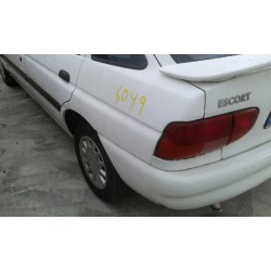 ford escort berlina/turnier del año 1997