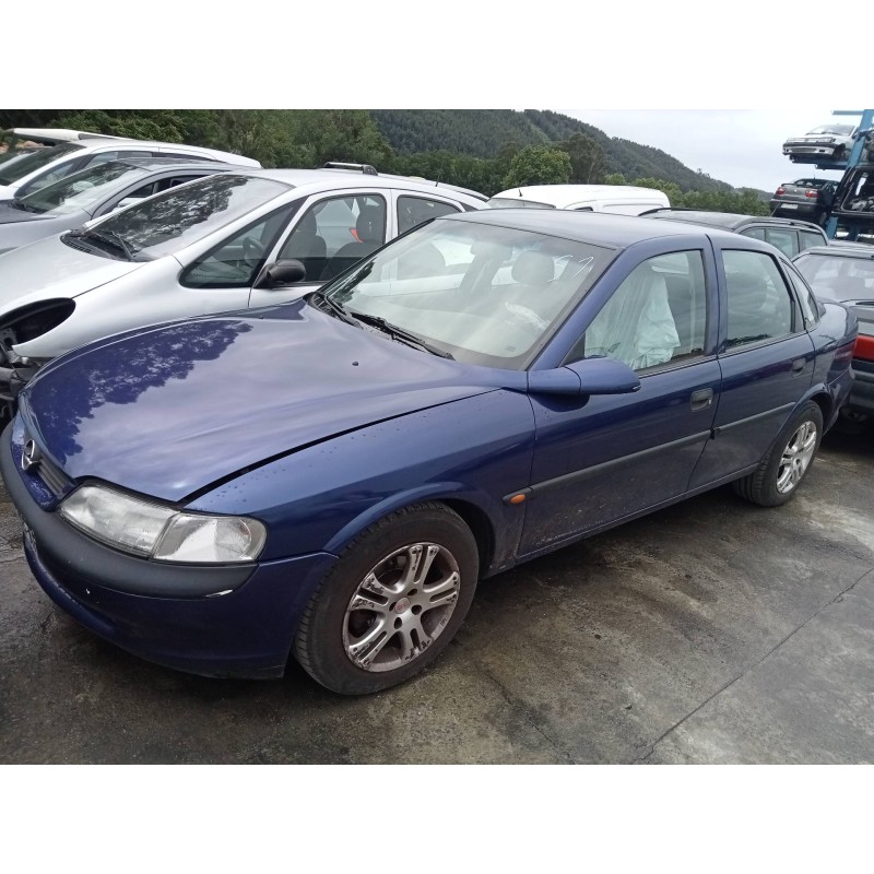 opel vectra b berlina del año 1997