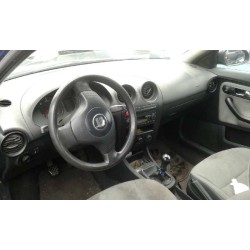 seat ibiza (6l1) del año 2002