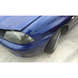 seat ibiza (6l1) del año 2002