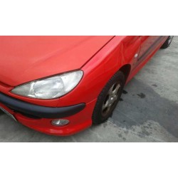 peugeot 206 berlina del año 2000
