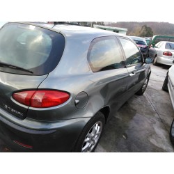 alfa romeo 147 (190) del año 2001