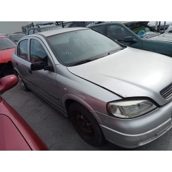 opel astra g berlina del año 2001