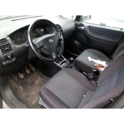 opel zafira a del año 2001