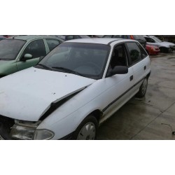 opel astra f berlina del año 1994